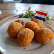 Kalfsvlees bitterballen (doos 36 stuks)